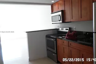 11750 NE 16th Ave, Miami, FL 33161 - Photo 13