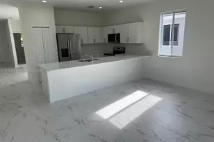 1866 NE 1st St, Homestead, FL 33033 - Photo 7