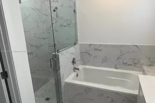 1866 NE 1st St, Homestead, FL 33033 - Photo 19