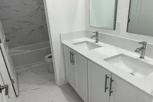 1866 NE 1st St, Homestead, FL 33033 - Photo 13