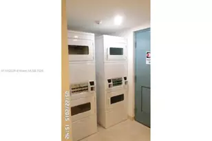 11750 NE 16th Ave, Miami, FL 33161 - Photo 5