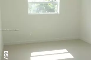 11750 NE 16th Ave, Miami, FL 33161 - Photo 15