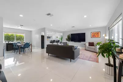 2900 NW 9th Ave, Wilton Manors, FL 33311 - Photo 5