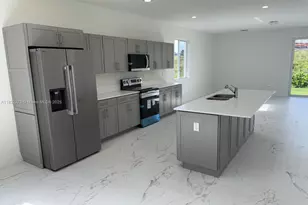 1884 NE 1st St, Homestead, FL 33033 - Photo 5