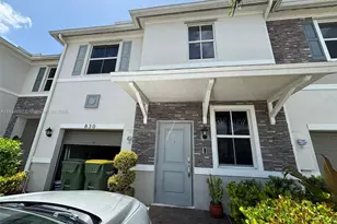 830 SE 19th St, Homestead, FL 33034 - Photo 1