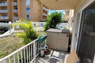 3522 NE 171 St, North Miami Beach, FL 33160 - Photo 23