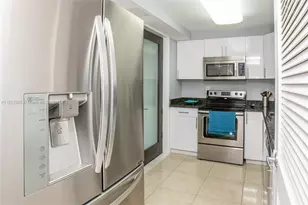 301 Golden Isles Dr, Hallandale Beach, FL 33009 - Photo 9