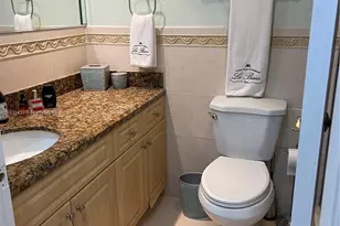 6039 Collins Ave, Miami Beach, FL 33140 - Photo 13