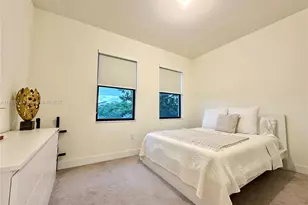 8031 NW 104th Ave, Doral, FL 33178 - Photo 17