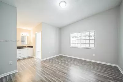 20155 SW 79th Ct, Cutler Bay, FL 33189 - Photo 9