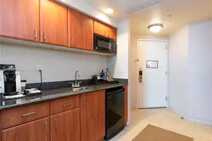 18001 Collins Ave, Sunny Isles Beach, FL 33160 - Photo 3