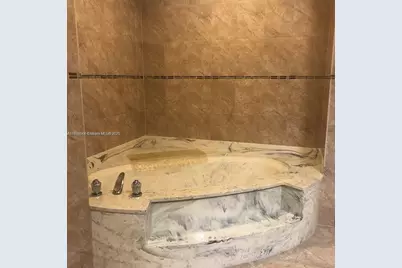 1865 S Ocean Dr #5H, Hallandale Beach, FL 33009 - Photo 9