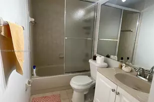 12057 SW 10th St, Miami, FL 33184 - Photo 7