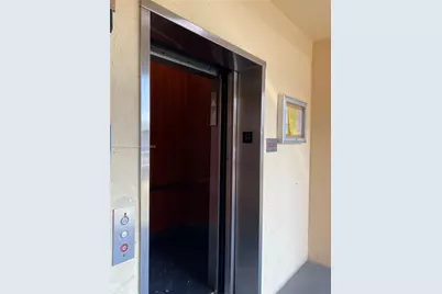 8100 Geneva Ct #339, Doral, FL 33166 - Photo 17