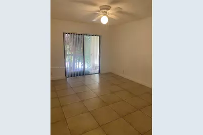 8100 Geneva Ct #339, Doral, FL 33166 - Photo 5