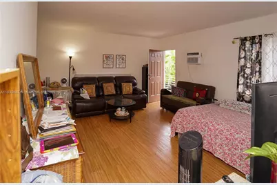 8321 Crespi Blvd, Miami Beach, FL 33141 - Photo 39