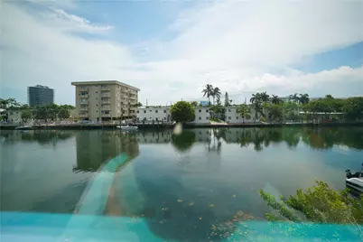 8321 Crespi Blvd, Miami Beach, FL 33141 - Photo 41