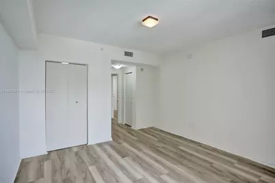 18800 NE 29 Ave #621, Aventura, FL 33180 - Photo 21