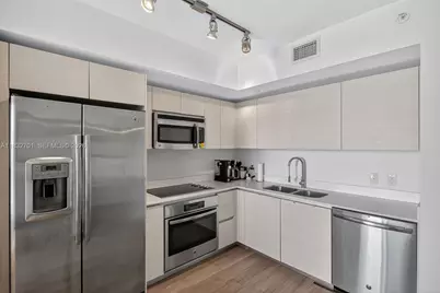 4250 Biscayne Blvd #1206, Miami, FL 33137 - Photo 7