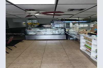 153 W 21st St, Hialeah, FL 33010 - Photo 7