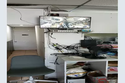 153 W 21st St, Hialeah, FL 33010 - Photo 43