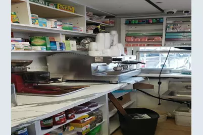 153 W 21st St, Hialeah, FL 33010 - Photo 35