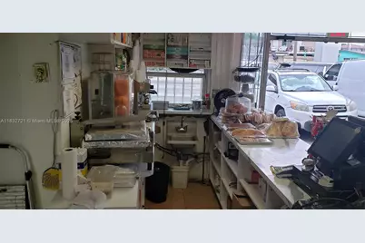 153 W 21st St, Hialeah, FL 33010 - Photo 33