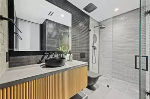 4800 Bay Point Rd, Miami, FL 33137 - Photo 15