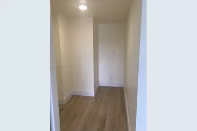 5700 Collins Ave #6J, Miami Beach, FL 33140 - Photo 29