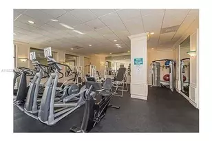 5700 Collins Ave, Miami Beach, FL 33140 - Photo 29