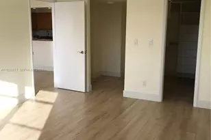 5700 Collins Ave, Miami Beach, FL 33140 - Photo 25