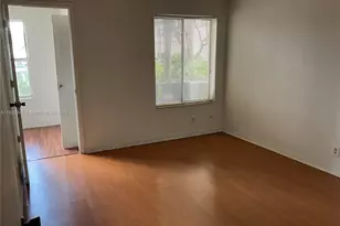 3320 N Pinewalk Dr N, Margate, FL 33063 - Photo 19