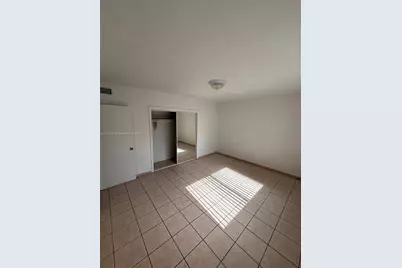 2101 Calais Dr #7, Miami Beach, FL 33141 - Photo 7