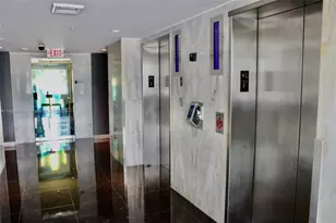 325 S Biscayne Blvd, Miami, FL 33131 - Photo 13