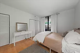 540 Brickell Key Dr, Miami, FL 33131 - Photo 17