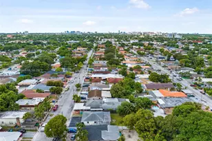 1232 NW 32nd Pl, Miami, FL 33125 - Photo 53