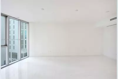 300 Biscayne Blvd Way #505C, Miami, FL 33131 - Photo 11