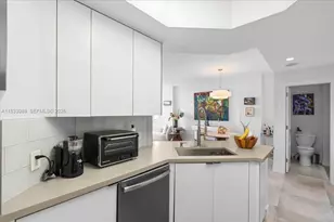 888 Brickell Key Dr, Miami, FL 33131 - Photo 11