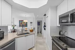 888 Brickell Key Dr, Miami, FL 33131 - Photo 9