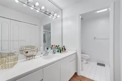 898 NW 131st Ave, Miami, FL 33182 - Photo 45