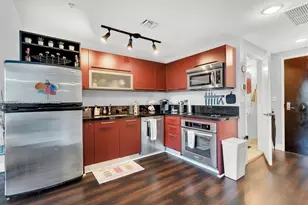 244 Biscayne Blvd, Miami, FL 33132 - Photo 9