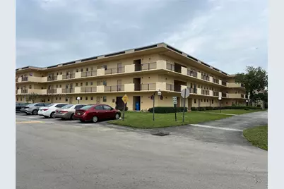 201 Berkley Rd #301, Hollywood, FL 33024 - Photo 1