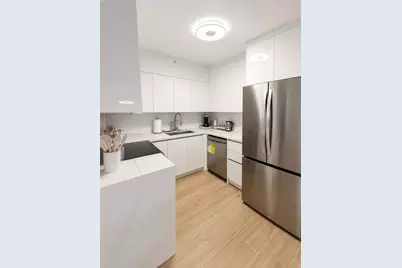 1500 Bay Rd #724S, Miami Beach, FL 33139 - Photo 3