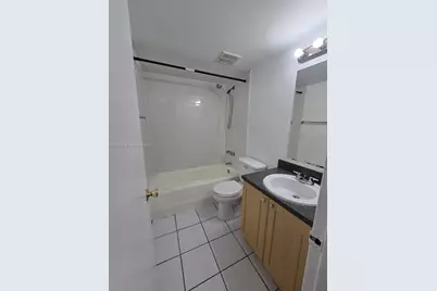 405 S Pine Island Rd #401D, Plantation, FL 33324 - Photo 3