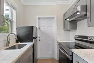 2431 Biscayne Blvd, Miami, FL 33137 - Photo 5