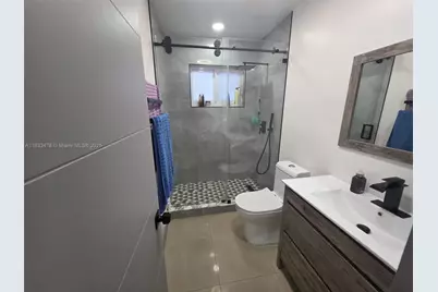 1320 NW 179th Ter, Miami Gardens, FL 33169 - Photo 9