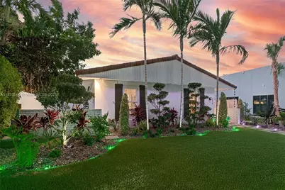 240 NE 97th St, Miami Shores, FL 33138 - Photo 5