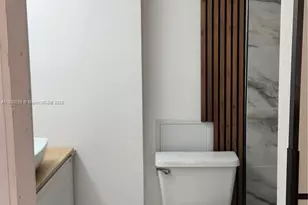 18051 Biscayne Blvd, Aventura, FL 33160 - Photo 17