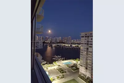 18051 Biscayne Blvd #1705, Aventura, FL 33160 - Photo 31