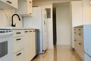 18051 Biscayne Blvd, Aventura, FL 33160 - Photo 3